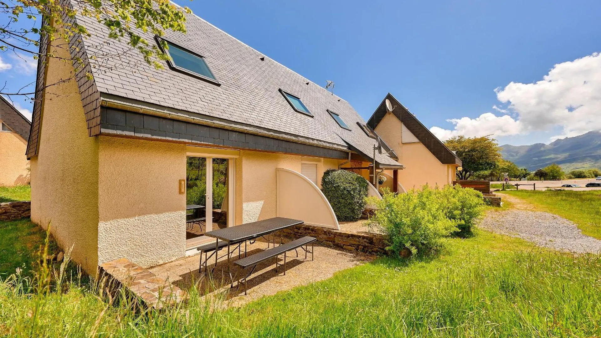 Chalet Pour 6 Avec Terrasse - 400M Des Pistes Génos