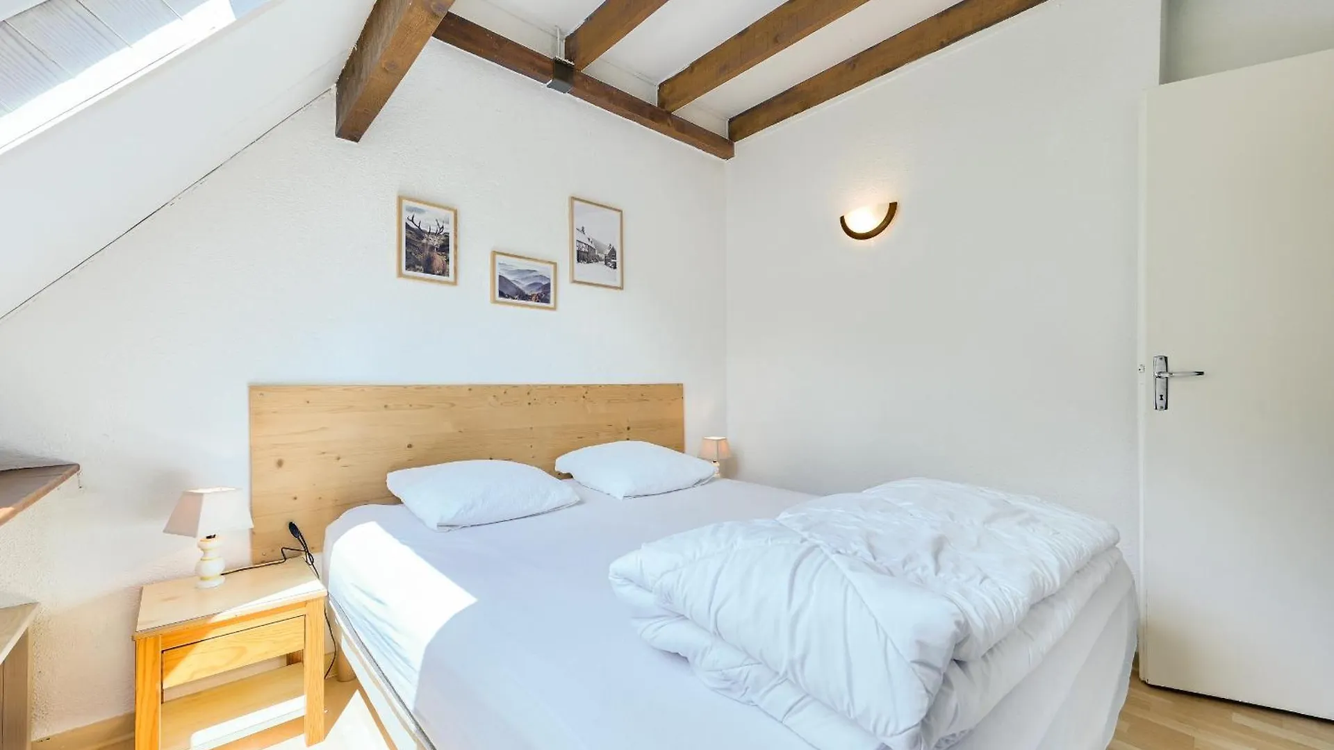 Chalet Pour 6 Avec Terrasse - 400M Des Pistes Génos فرنسا